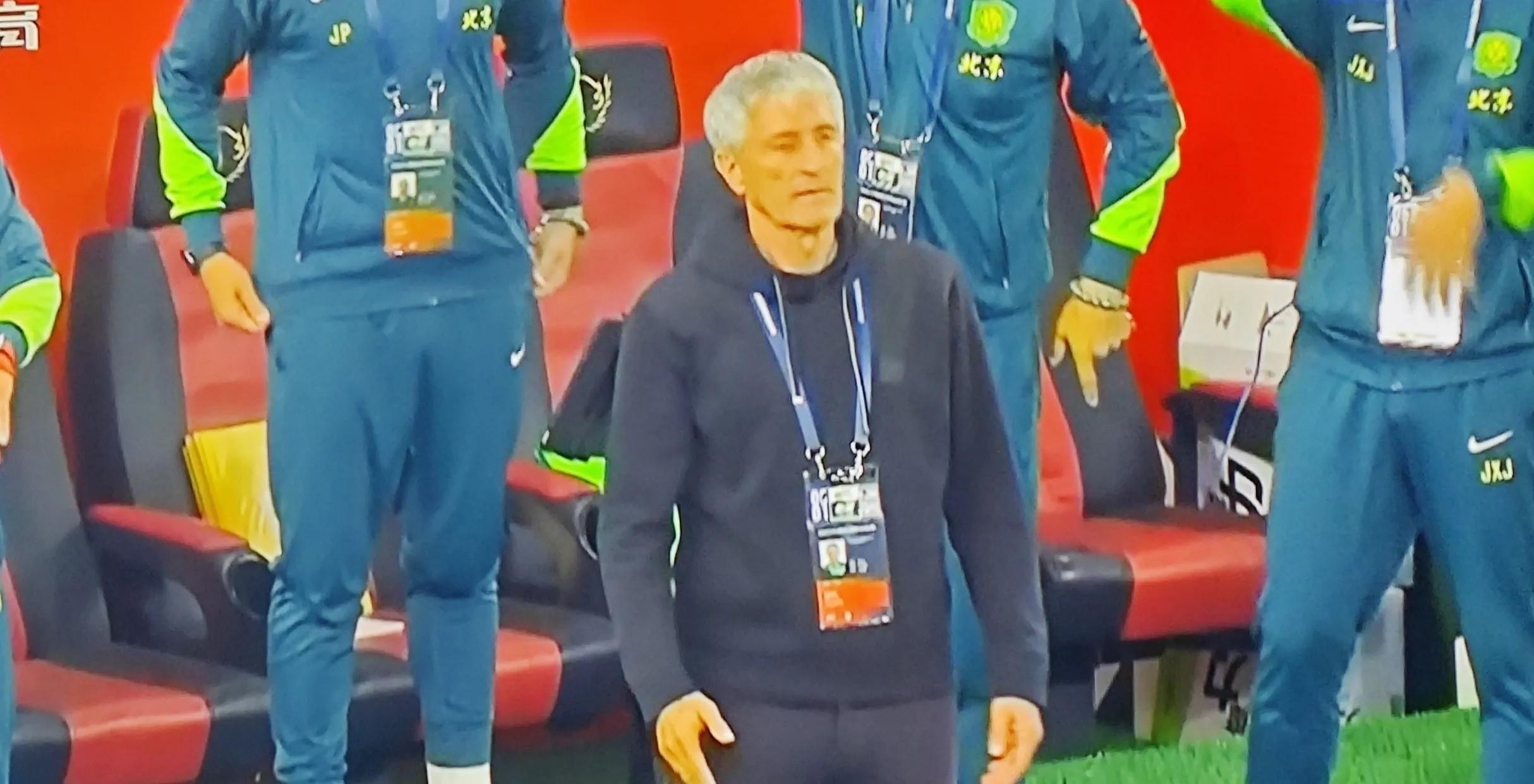 里程碑夜上海海港再遭质疑；意大利杯国际比赛日刷纪录；信心回归；身体对抗强度拉满