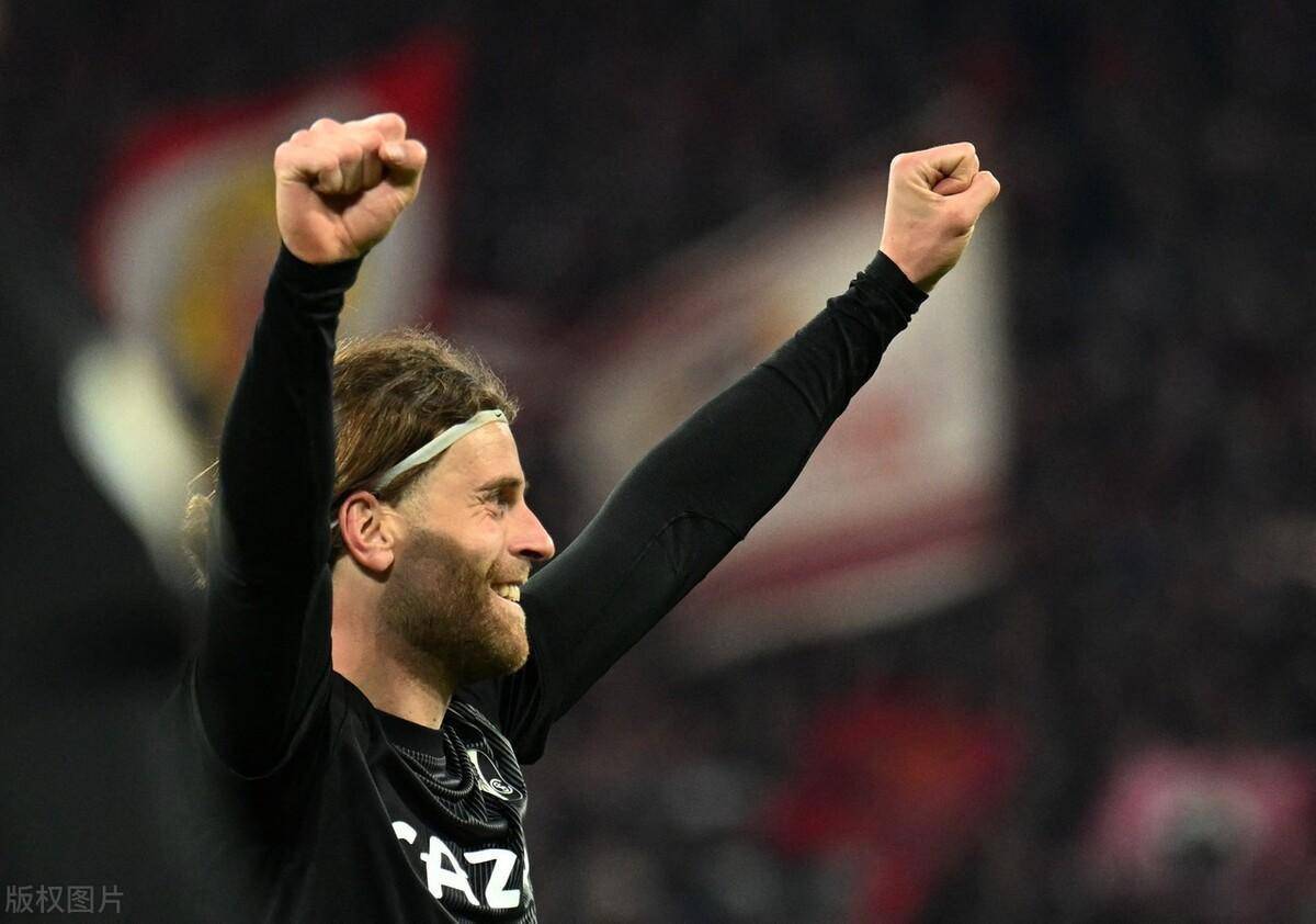 包含今夜新疆广汇造点机会:德国杯节点到来,信心回归,赛程密集仍需轮换的词条 包含今夜新疆广汇造点机会:德国杯节点到来,信心回归,赛程密集仍需轮换的词条