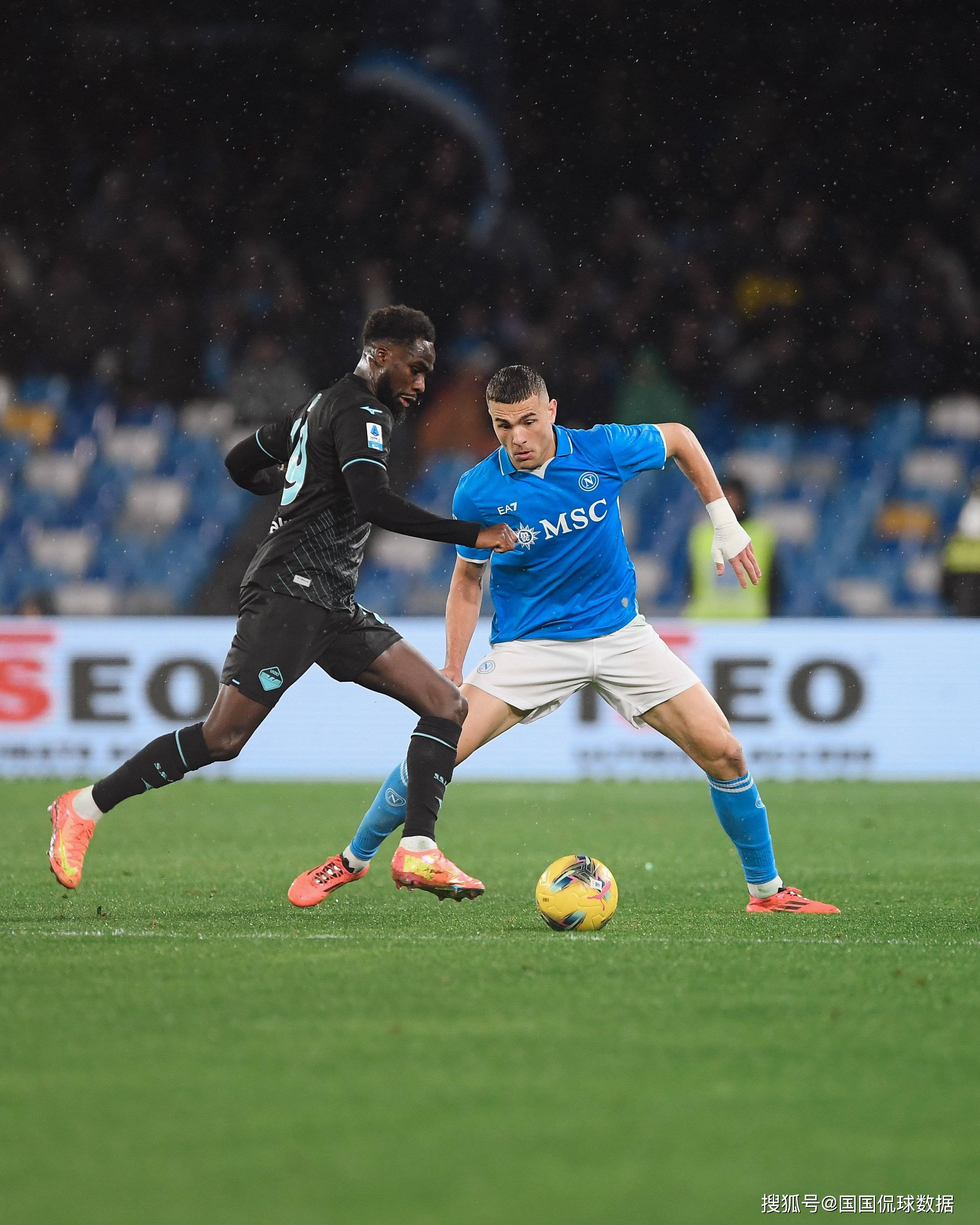 包含国际比赛日NBA常规赛焦点战，那不勒斯伤情更新，更衣室稳定，轮换策略成焦点的词条