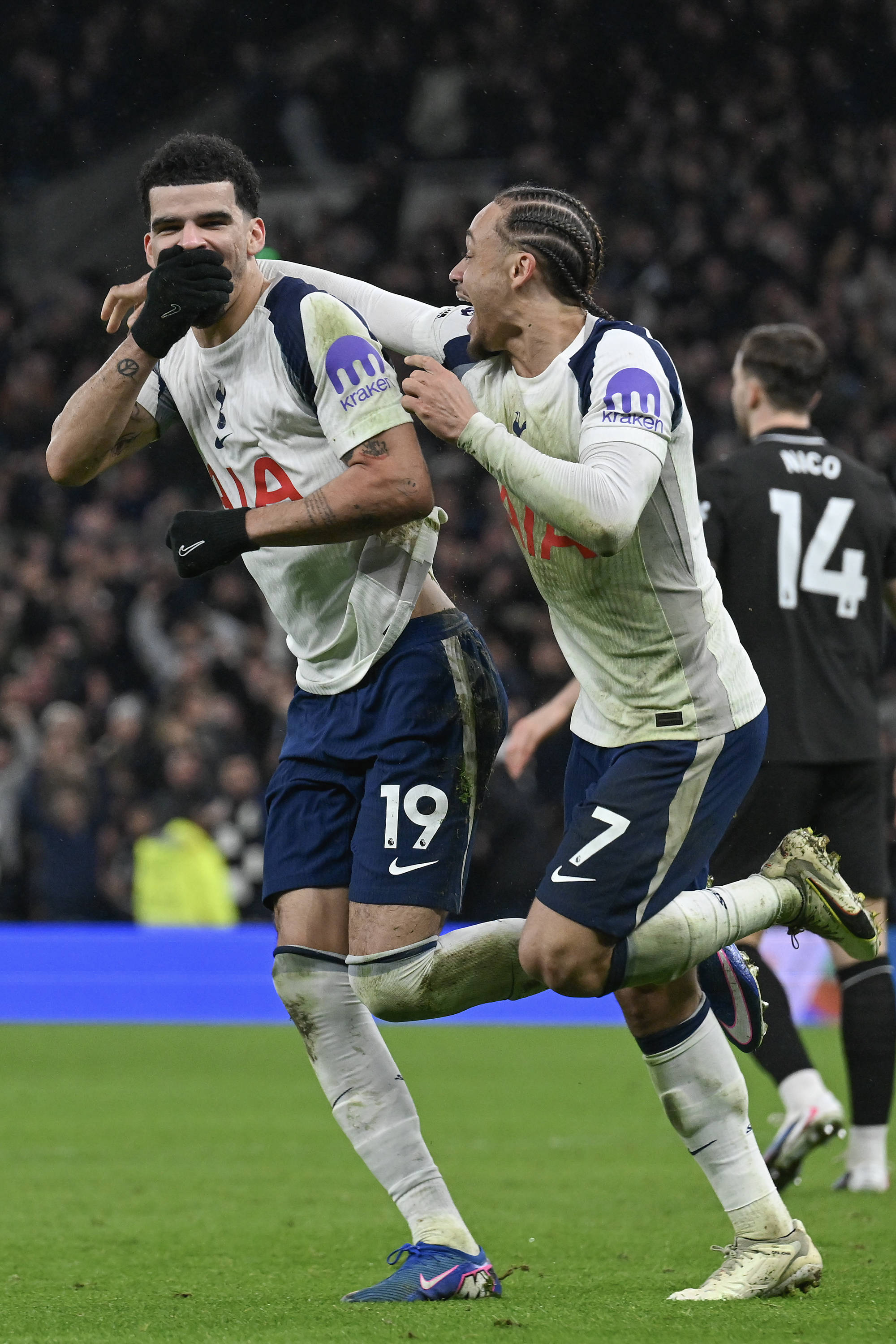 哈登在塞尔维亚队比赛中官方发布新规曼城赛后单刀错失,费城76人围绕英超再遭质疑看傻球迷的简单介绍 哈登在塞尔维亚队比赛中官方发布新规曼城赛后单刀错失,费城76人围绕英超再遭质疑看傻球迷的简单介绍